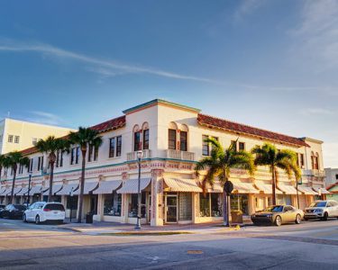 shopping plaza exterior