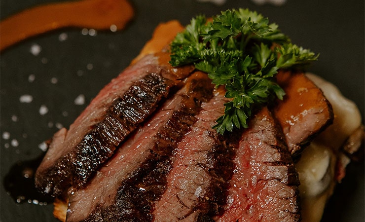 steak on toast with chimichurri