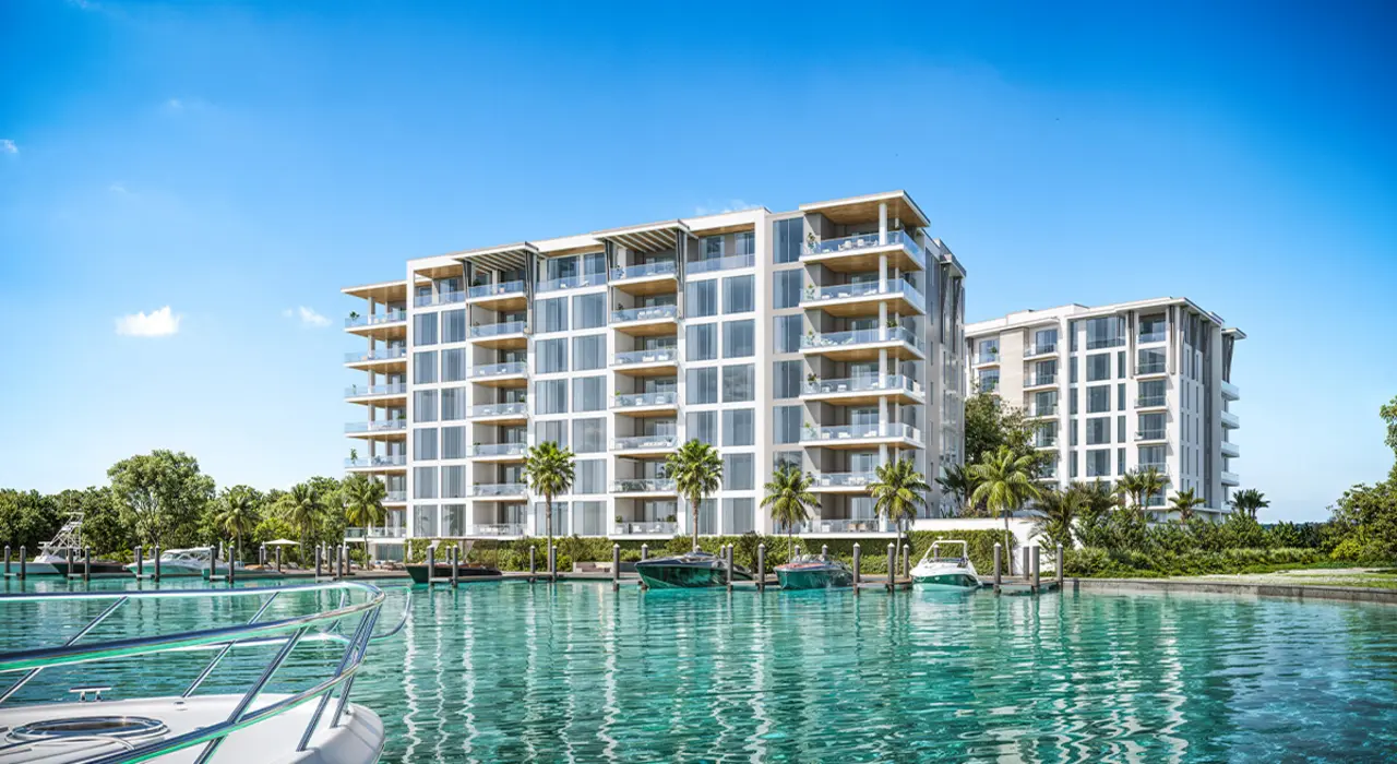 How a Day on Gulf Shore Boulevard Finds Its Rhythm