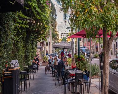 Savor the 5 Best Restaurants in Sarasota’s Ever-Growing Culinary Scene