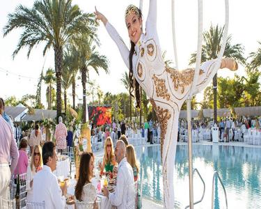 8 Ways This Boca Raton Club Celebrates Big City Culture with a Tropical Twist