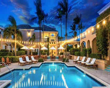 See Why Vero Beach is a Magical Place to Celebrate the Holidays