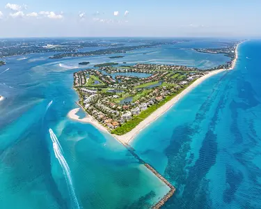 A Different Kind of Arrival on Florida’s East Coast