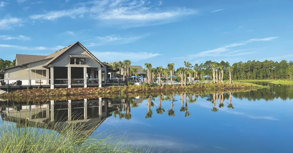 Tributary Lookout Amenity Center Lake